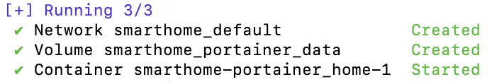 Успешный запуск Portainer: Docker автоматически создал сеть и volume, а контейнер перешел в статус Started.